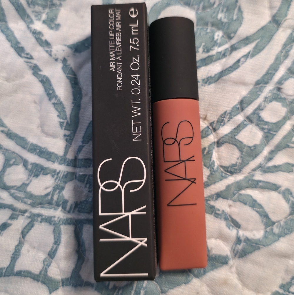 NARS Air Matte Lip Color - Warm Brown- Thrust